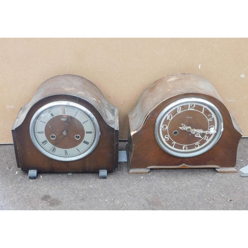 660 - 2x Vintage Enfield mantle clocks