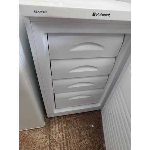 743 - Hotpoint upright freezer RZAAV22P 33