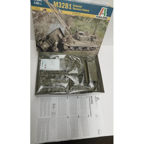 76 - M32B1 Armored Recovery Vehicle 1:35 scale model kit-unbuilt-packets sealed