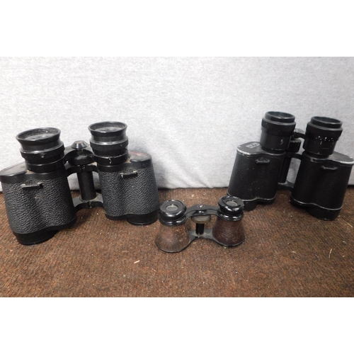 733 - 3x Pairs of binoculars