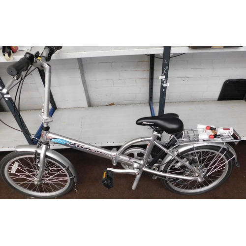 734 - Falcon Nimbus aluminium framed folding bike + pump & accessories, 6 gears