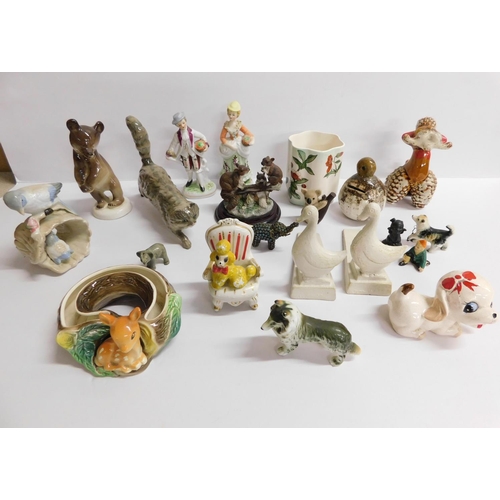 72 - Mixed collection of vintage ceramics incl. Royal Doulton, Hornsey, Larue