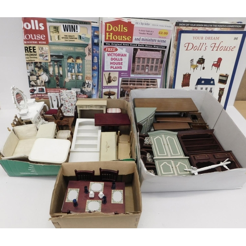 89a - Large collection of dolls house furniture + dolls house world magazines