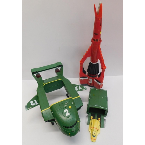 65 - Thunderbird model collection inc 2,3,4