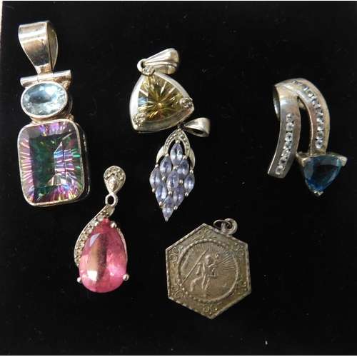 143 - 6x Silver 925 stamped pendants