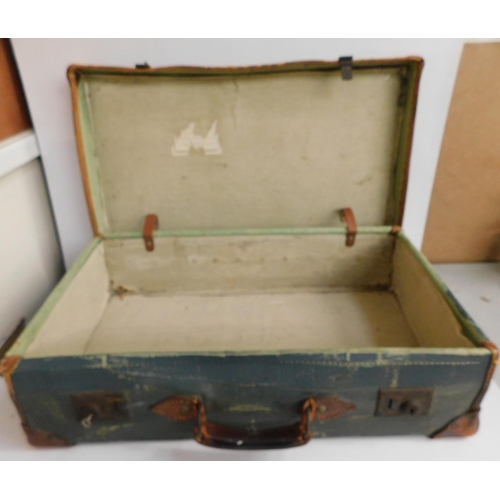 25 - Genuine Army issue WWI Papworth, Cambridge industries suitcase