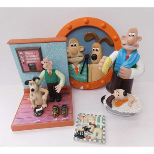 Collection of Wallace and Gromit items