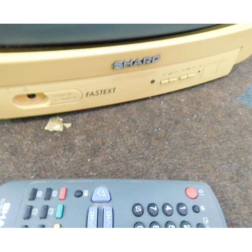 662 - Sharpe Fasttext TV model 37FT 15H unchecked with remote