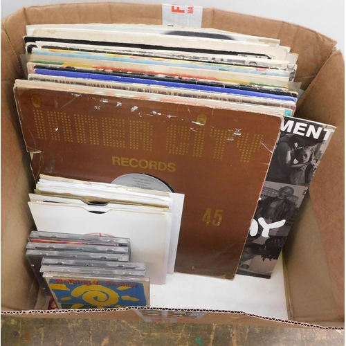 75 - Box of Reggae LP's & singles & CD's, lots without original covers