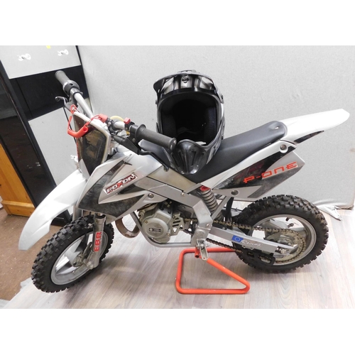 528a - Roxon P-One kids trial bike - (with helmet and stand) unchecked