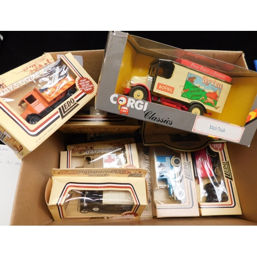 162 - 17 boxed diecast vehicles including Lledo & Corgi
