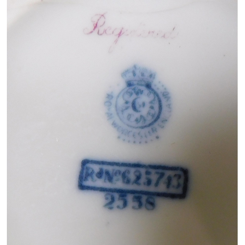 207 - 3x Pieces of Royal Worcester fine bone china - no damage to vases, jug handle repair