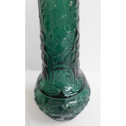 217 - 3x Pieces of green glass