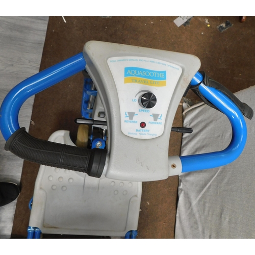 534 - Aquasoothe Travel Lite mobility scooter incl. battery - no charger, untested