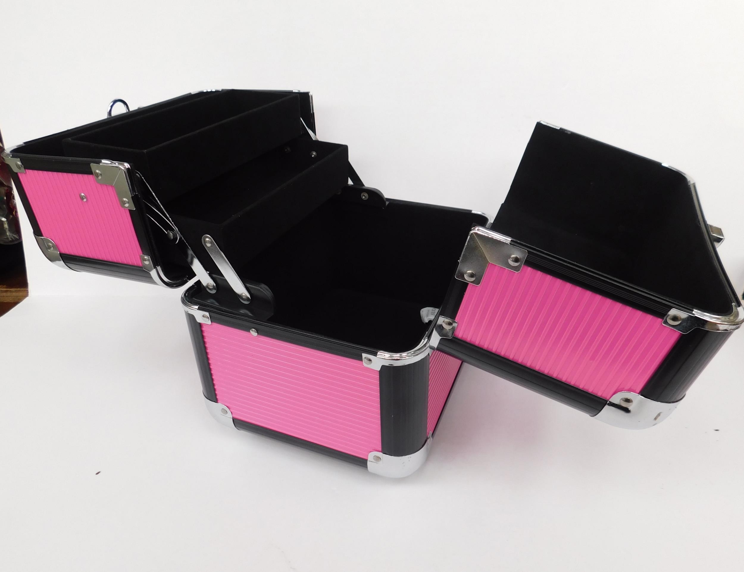 New pink makeup case