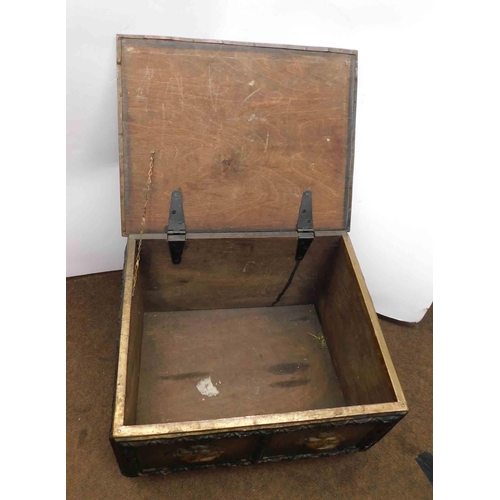 45 - Vintage - coal box 18