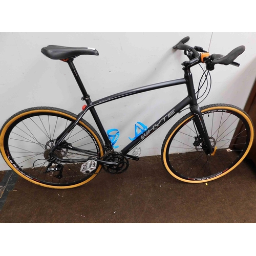 521 - Whyte Hybrid bike 20 speed gears, large frame SRAM via gears, disk breaks front & rear