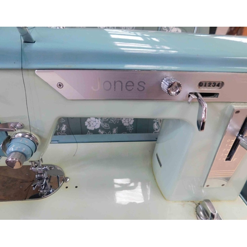 524a - Jones sewing machine w/o