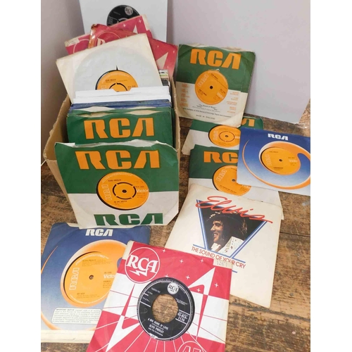 59 - Mixed - Elvis 45's