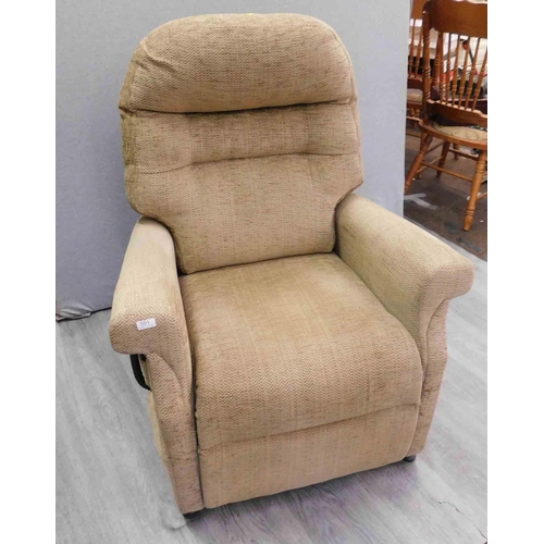 551 - Standard rise & recline electric chair