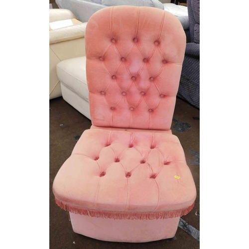 552 - Button backed bedroom chair with hinged seat