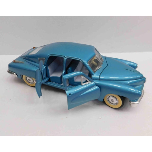 111 - Road signature no. 92268 - 1940 trucker, 1/18 scale