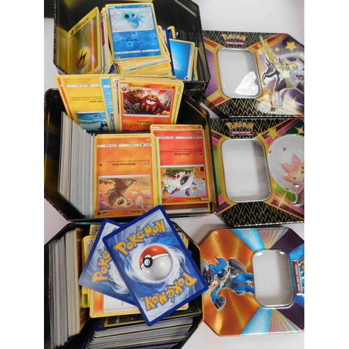81 - Pokémon items & Pokémon cards - unchecked