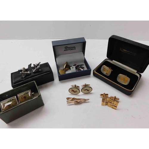 245 - Collection of mixed cufflinks