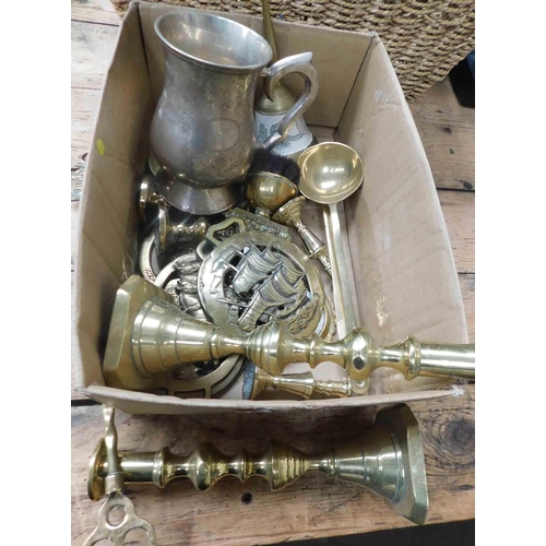 5 - Mixed metal ware - including horse brasses & ladles