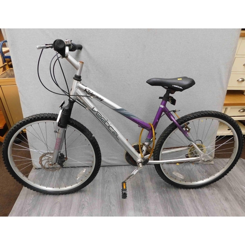 523 - Vertical Ridgeway women's mountain bike, front disc brakes 26