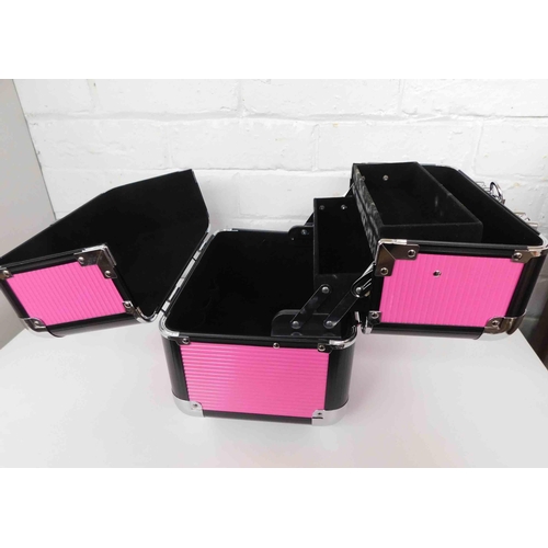 578 - Pink cantilever makeup box - new and boxed