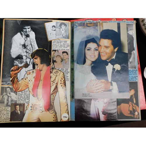 87 - 3x Elvis collectors scrapbooks