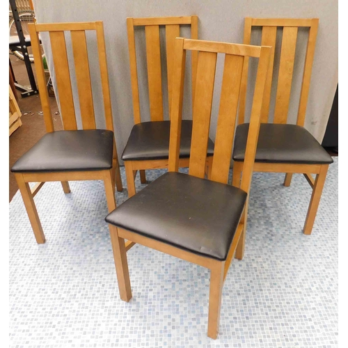 752 - 4x Dining chairs