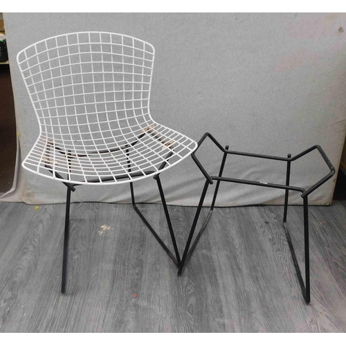 550 - Vintage 1950s Harry Bertoia wire side chair and extra base