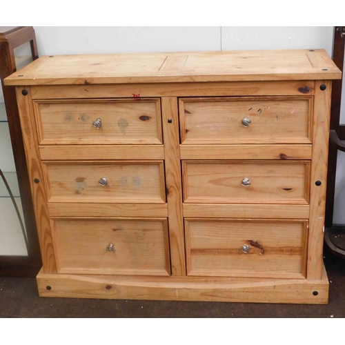613 - 6 Drawer pine chest of drawers