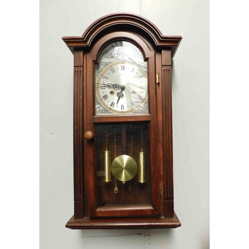 632 - Tempus Fujit cased wall clock-unchecked (hinge loose) cased