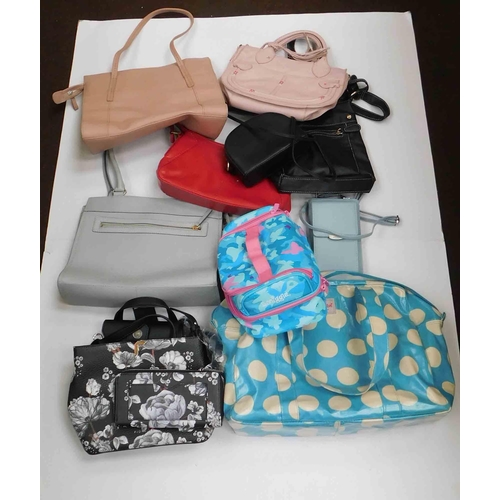 661 - Selection of bags incl. Smiggle, Fiorelli, Radley etc.