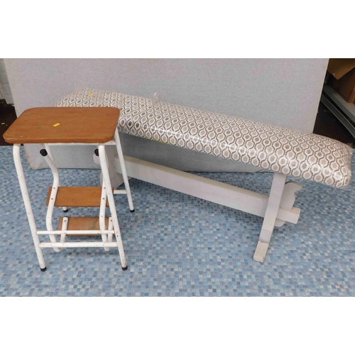 767 - Kitchen stool and bench