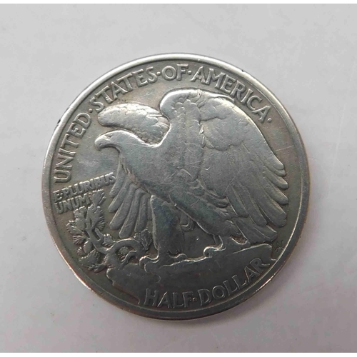 113 - 1938 - Walking Liberty half dollar