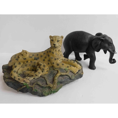 167 - Elephant & cheetah figures