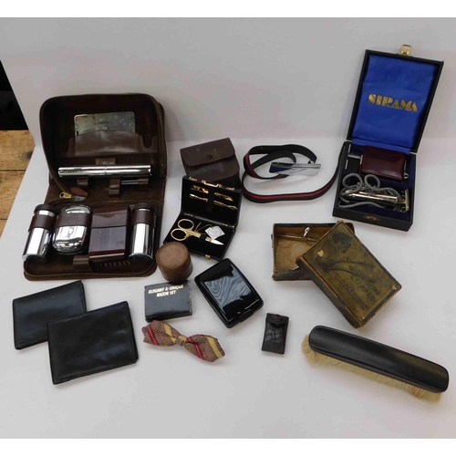 24 - Vintage - men's grooming kits