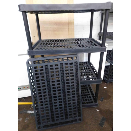 538 - Four shelf plastic storage shelving + 1 spare shelf