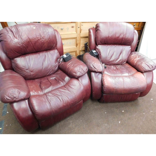 557 - Pair of electric reclining armchairs