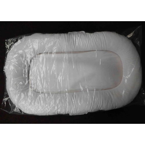 568 - 6x New & tagged Cocun Baby pod padded mats