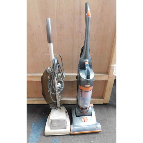 817 - VAX Mach 9 vacuum cleaner & vintage Hoover-unchecked