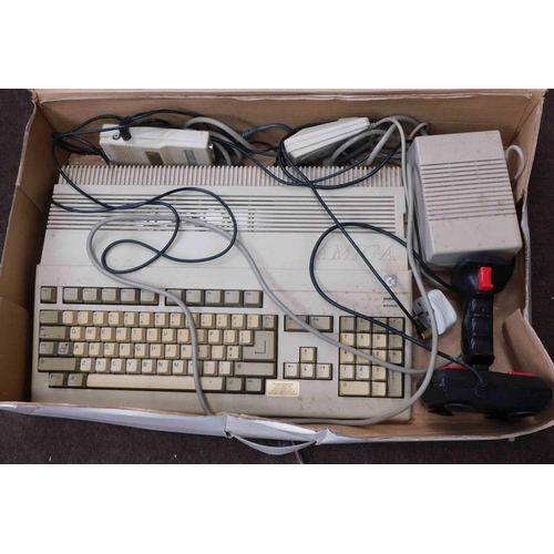 820 - Commodore Amiga 500 w.o...