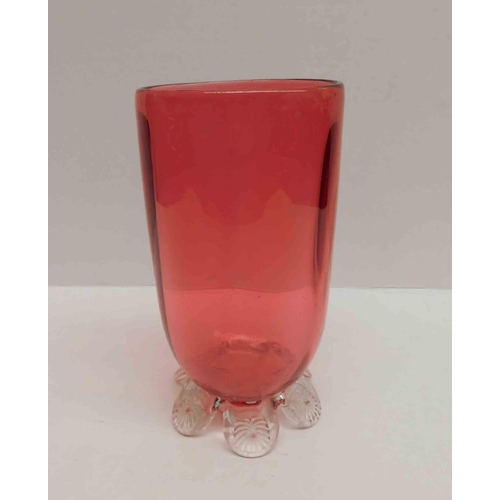 127 - Cranberry glass vase - 7