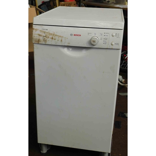 533 - Bosch slimline dishwasher in working order