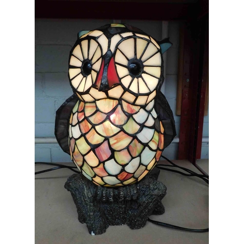 54 - Stained glass - owl lamp in working order - 14