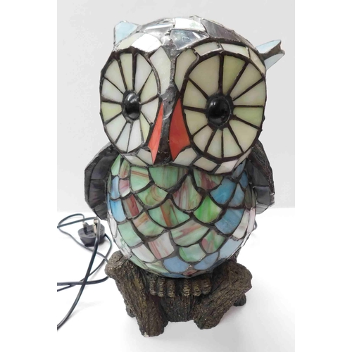 54 - Stained glass - owl lamp in working order - 14